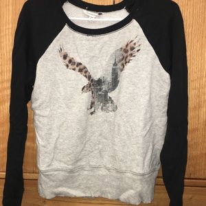 AEO Crewneck sweatshirt/ shirt